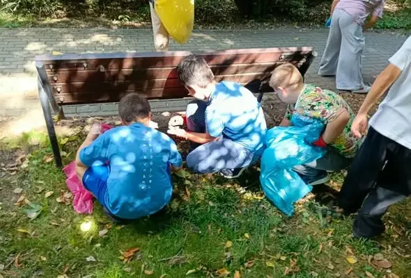 SP nr 27 w Bielsku-Białej włączyła się w 33. edycję akcji „Sprzątanie świata – Polska!”