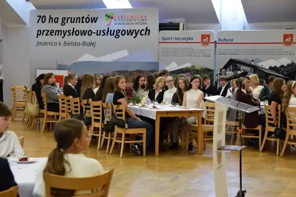 Gmina Jasienica nagrodziła najlepszych nauczycieli i absolwentów