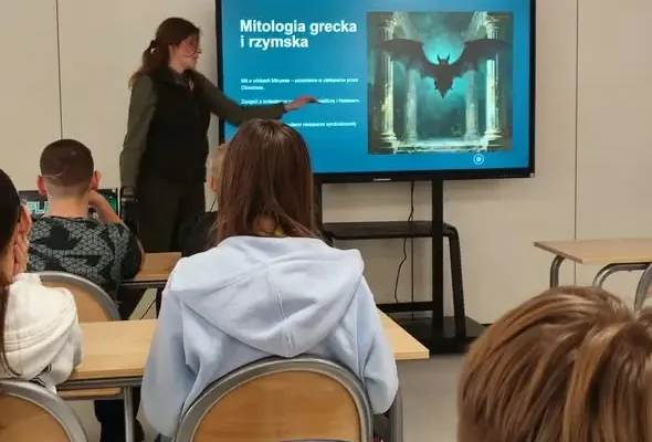 Nietoperze w wierzeniach i kulturze – prelekcja w klasie VI b