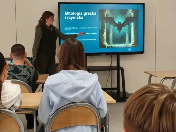 Nietoperze w wierzeniach i kulturze – prelekcja w klasie VI b
